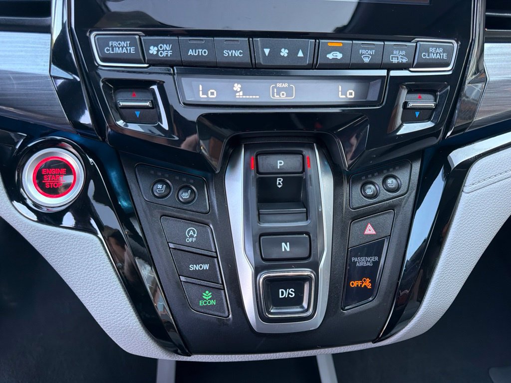 Used 2024 Honda Odyssey Elite image 22