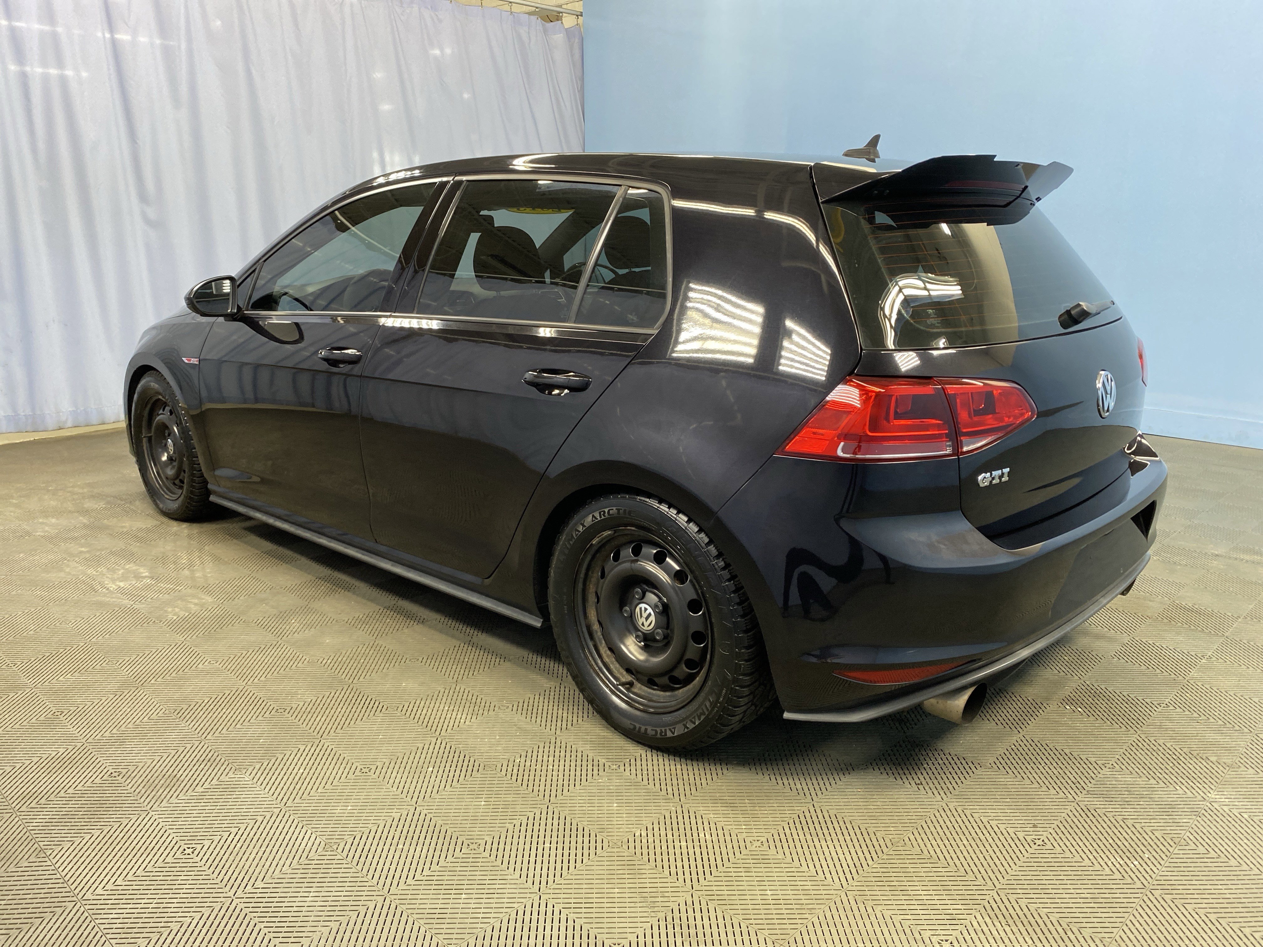 Used 2015 Volkswagen GTI S image 4