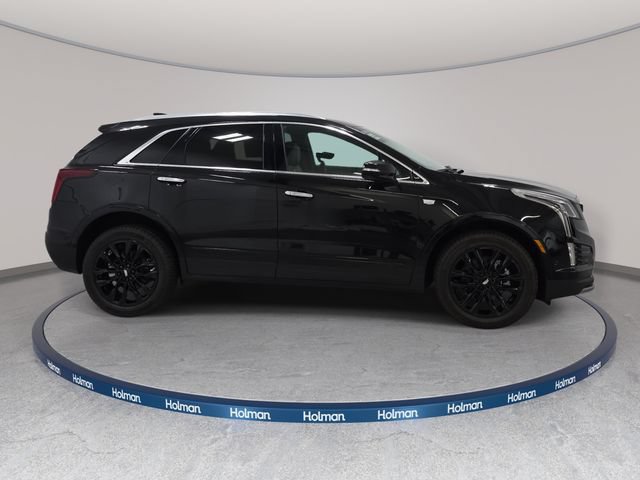 New 2026 Cadillac XT5 Premium Luxury w/ LPO, ONYX Package FWD image 4
