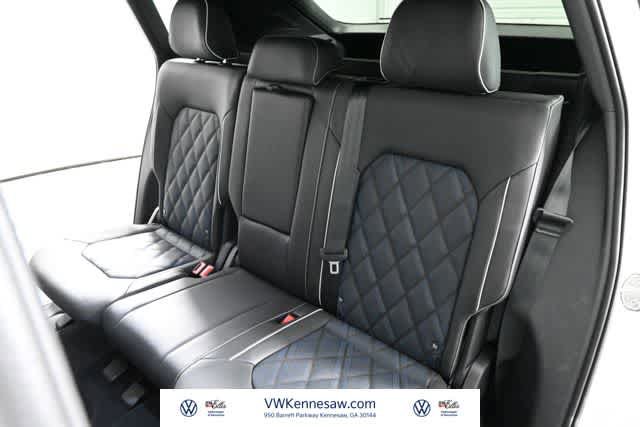 New 2026 Volkswagen Atlas Cross Sport SEL Premium R-Line image 38