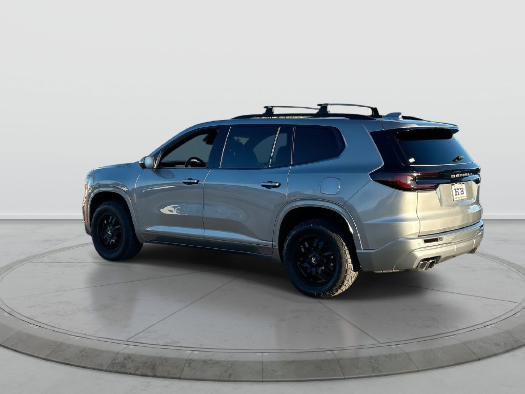Used 2025 GMC Acadia Denali FWD image 6