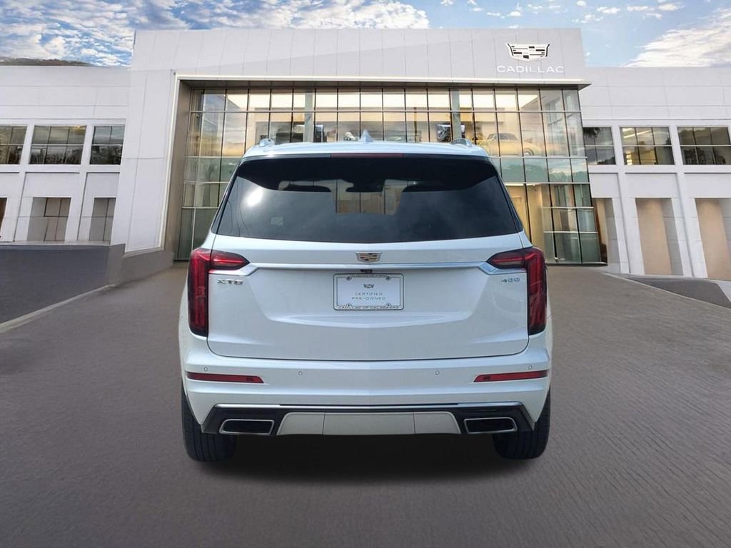 Certified 2023 Cadillac XT6 Premium Luxury FWD image 6