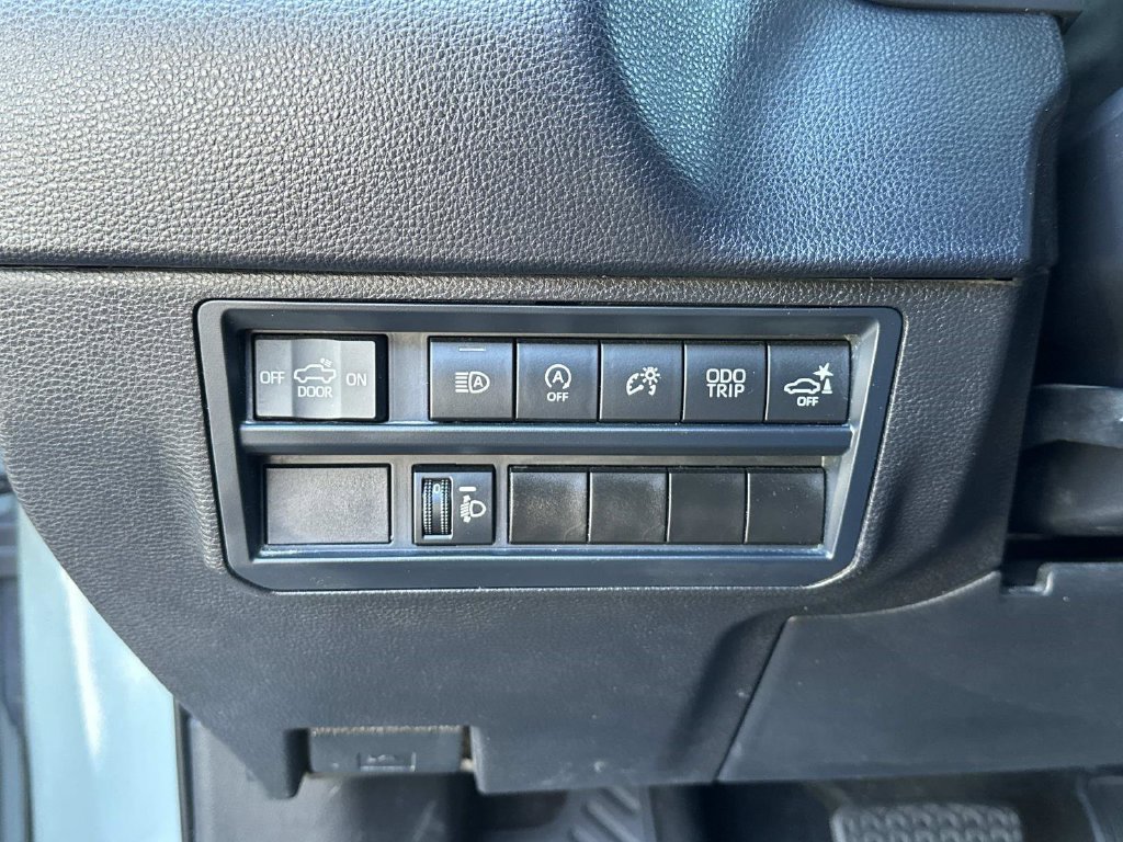 Used 2024 Toyota Tundra SR5 w/ SR5 Convenience Package RWD image 27
