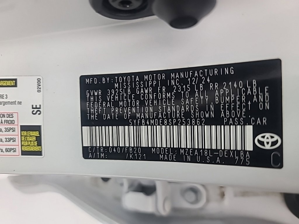 Used 2025 Toyota Corolla LE FWD image 40