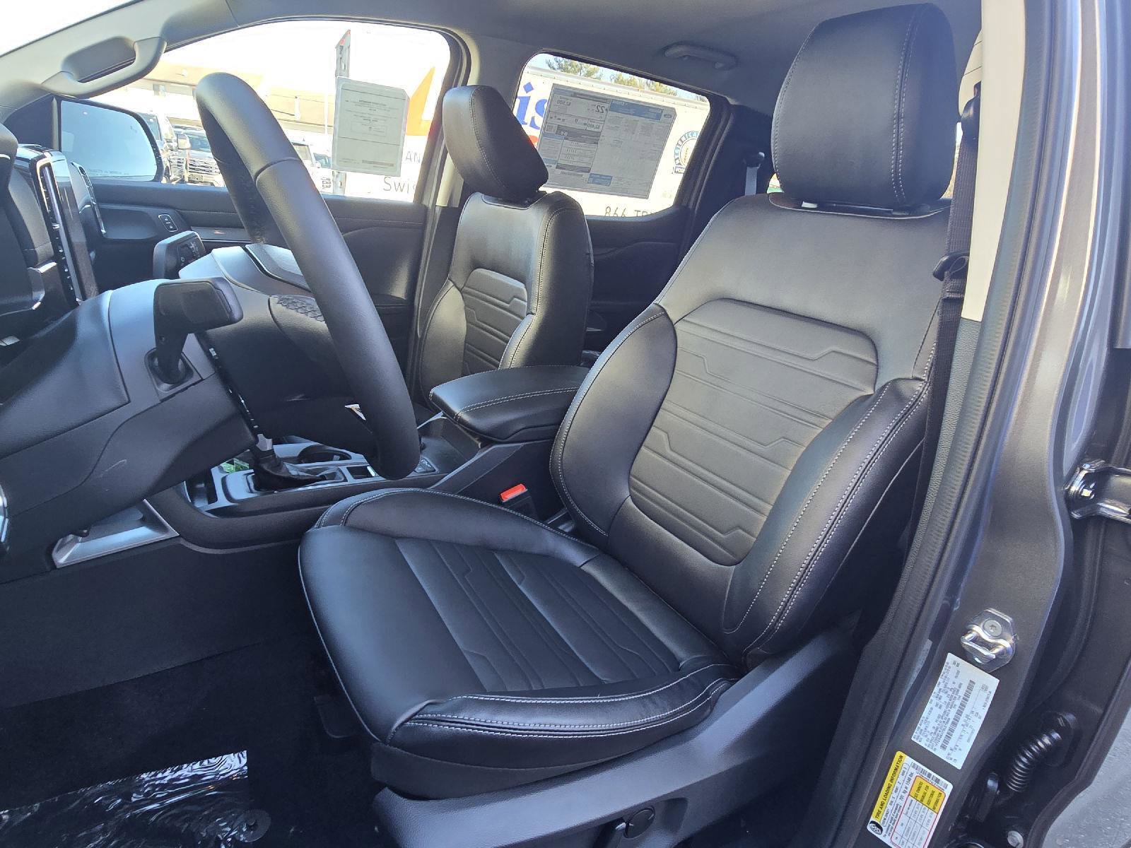 New 2025 Ford Ranger Lariat w/ FX4 Off-Road Package image 12