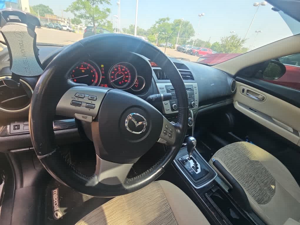 Used 2009 MAZDA MAZDA6 s Touring w/ Moonroof & Bose Pkg FWD image 7
