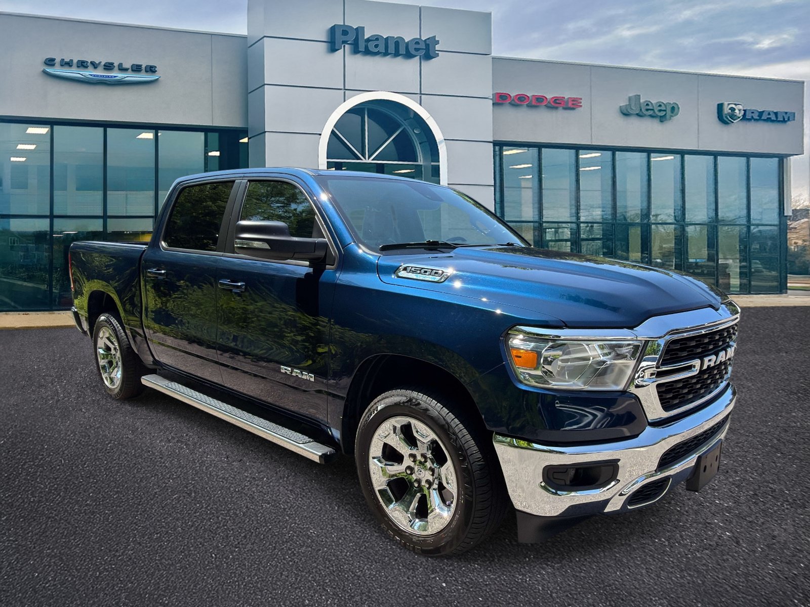 Used 2022 RAM 1500 Big Horn AWD/4WD image 1