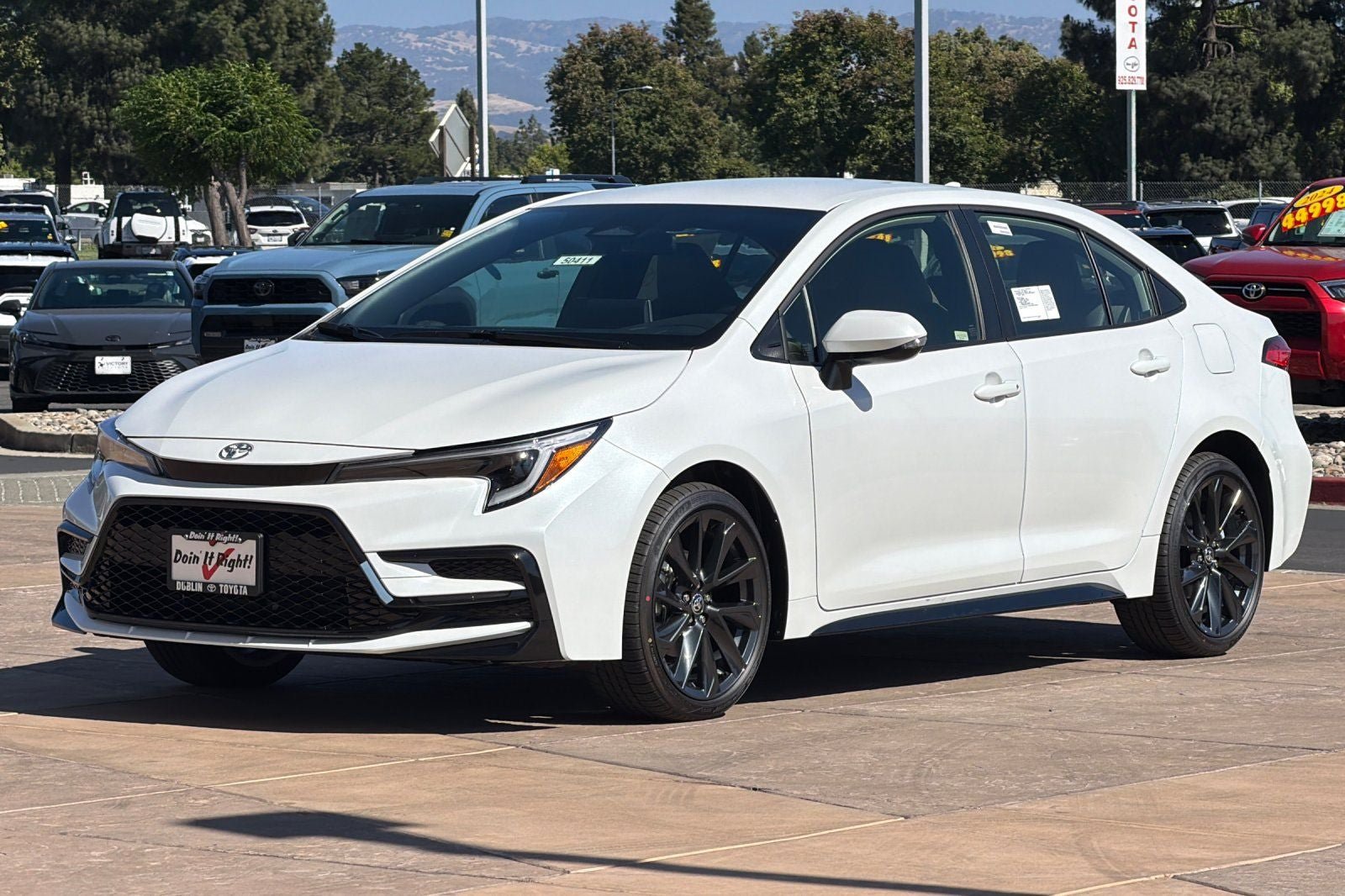 New 2026 Toyota Corolla SE FWD image 8
