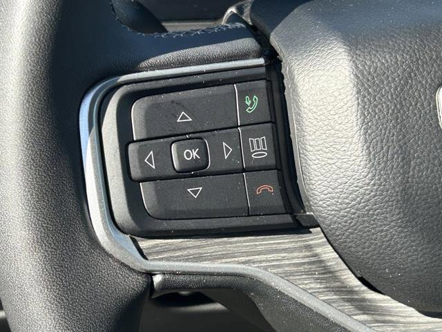 Used 2024 Jeep Wagoneer Series II w/ Flexible Seating Group image 12