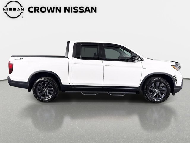 Used 2025 Honda Ridgeline Sport image 5