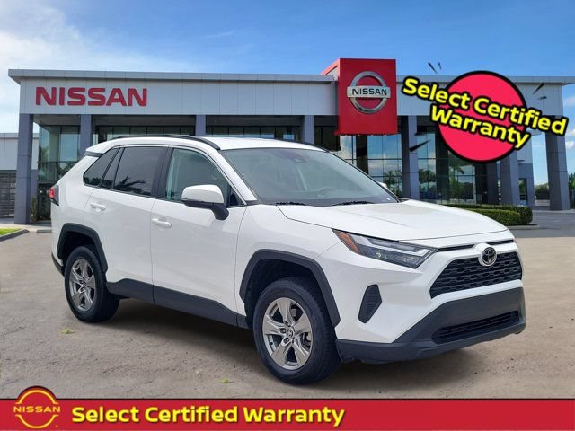 Used 2024 Toyota RAV4 XLE FWD video 1