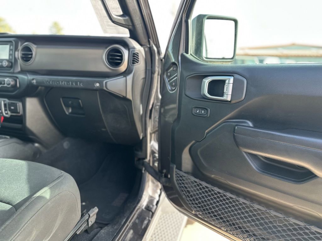 Used 2020 Jeep Wrangler Sport S image 9