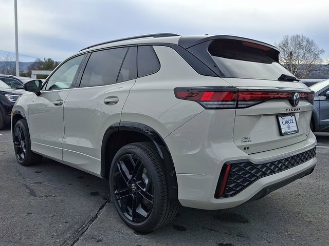 New 2026 Volkswagen Tiguan SE R-Line AWD/4WD image 6