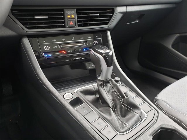 New 2026 Volkswagen Jetta SE image 11