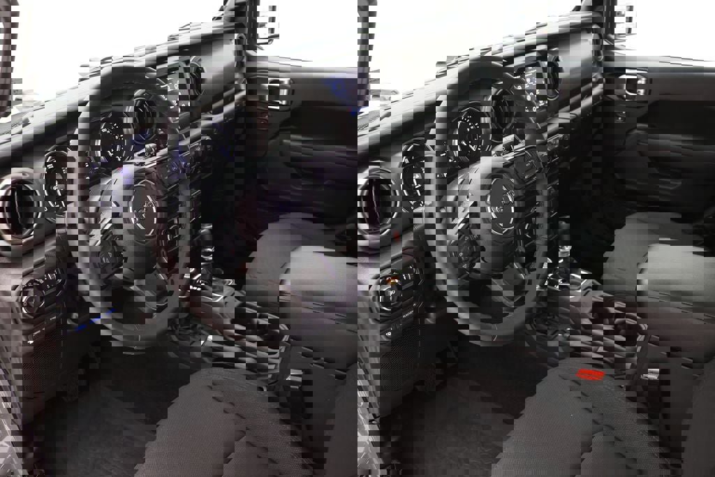 Used 2023 Jeep Wrangler Unlimited image 14