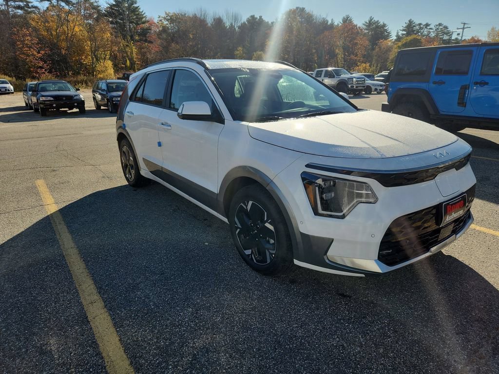 New 2025 Kia Niro Wave w/ Wave Preserve Package FWD image 1