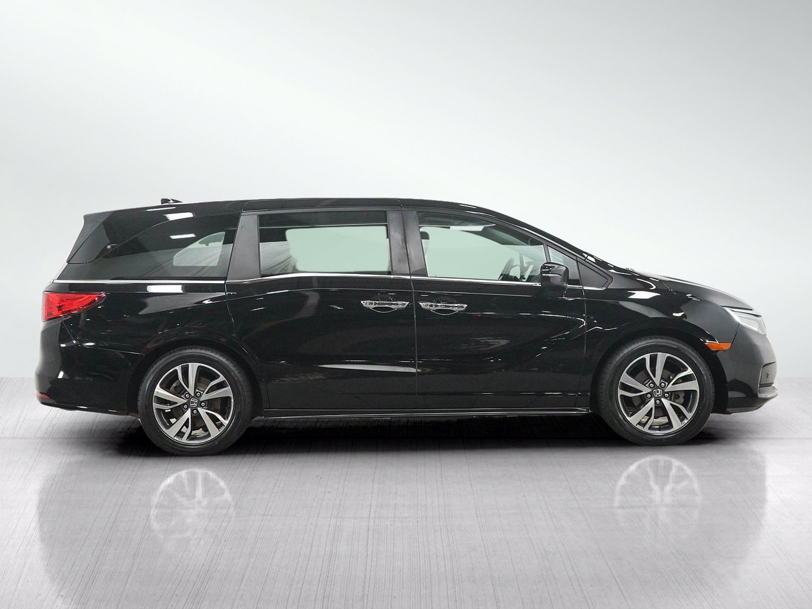 Used 2023 Honda Odyssey Touring image 6
