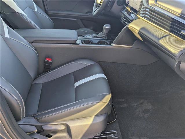 Used 2025 Toyota Camry SE w/ Multimedia Upgrade Package FWD image 20