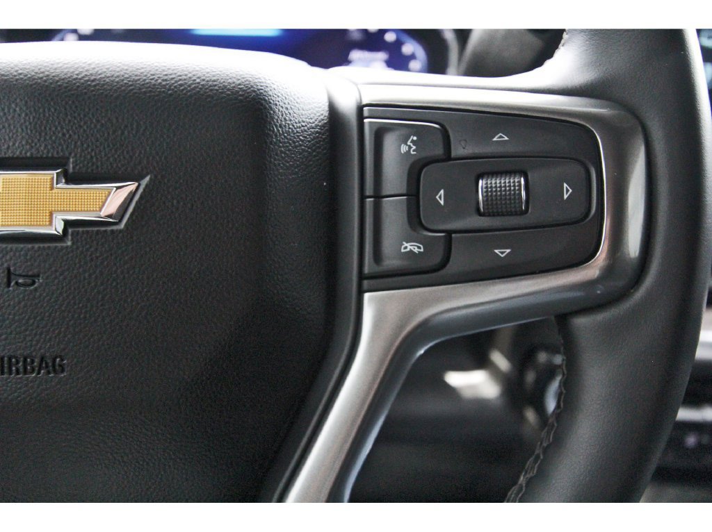 Used 2025 Chevrolet Silverado 2500 LTZ w/ LTZ Convenience Package AWD/4WD image 21
