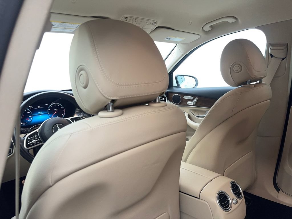 Used 2022 Mercedes-Benz GLC 300 w/ Premium Package Lite image 33
