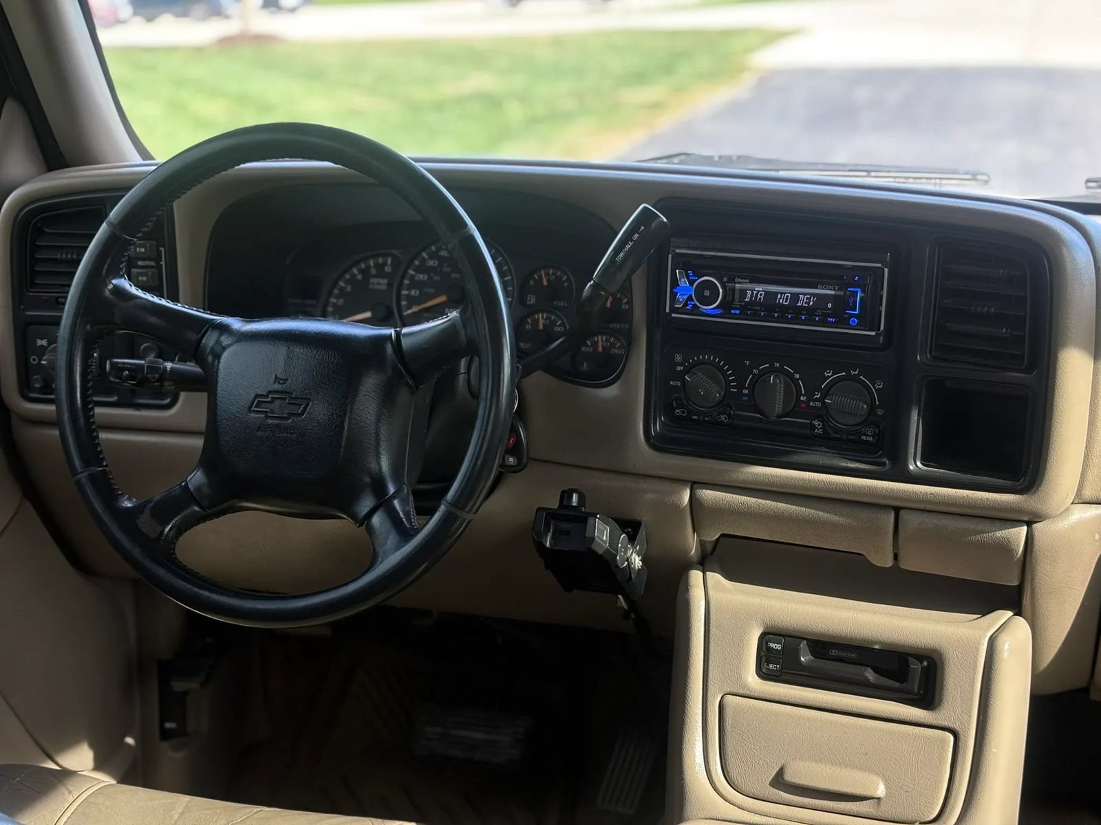 Used 2002 Chevrolet Silverado 1500 LT AWD/4WD image 18