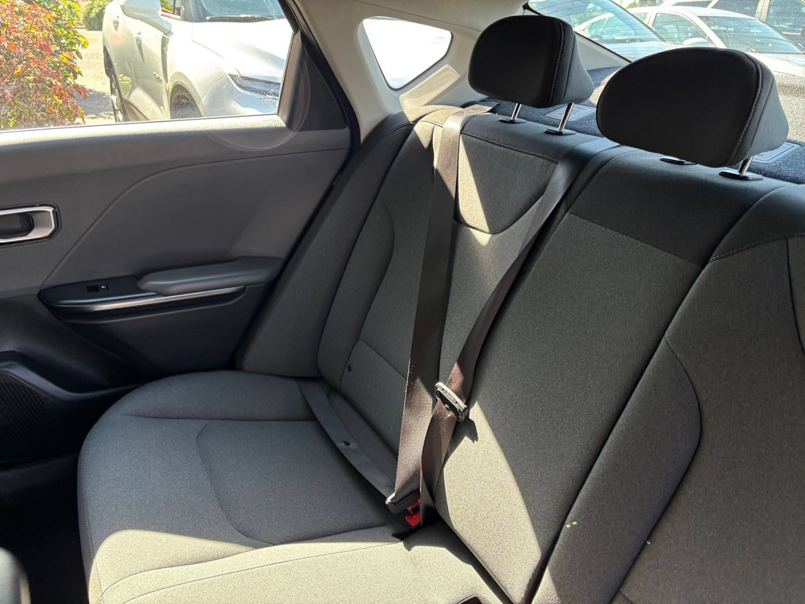 Used 2025 Kia K4 FWD image 39