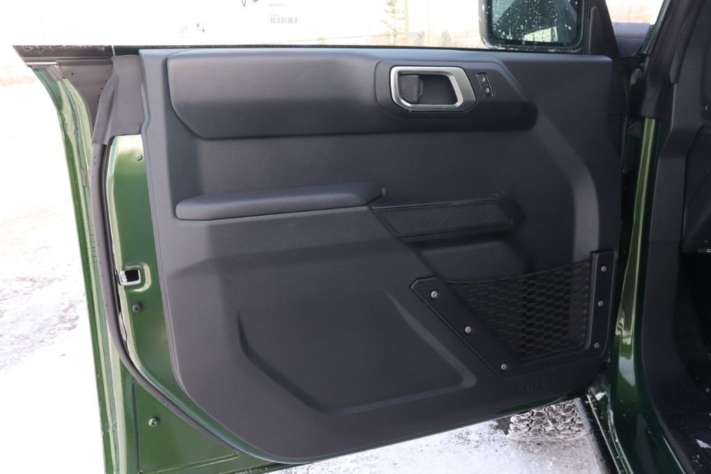 New 2025 Ford Bronco Badlands image 40