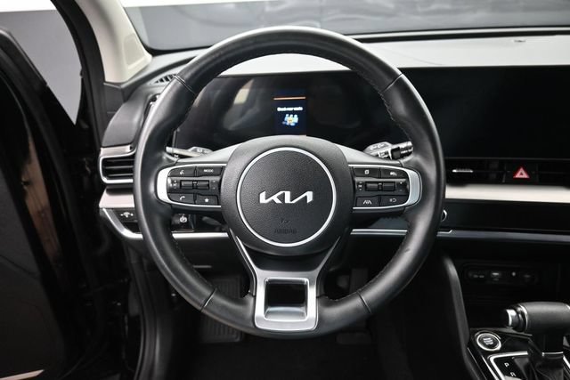 Used 2025 Kia Sportage EX FWD image 23