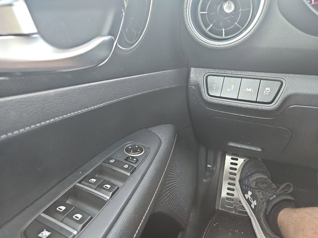 Used 2020 Kia Forte GT-Line w/ GT-Line Premium Package FWD image 22