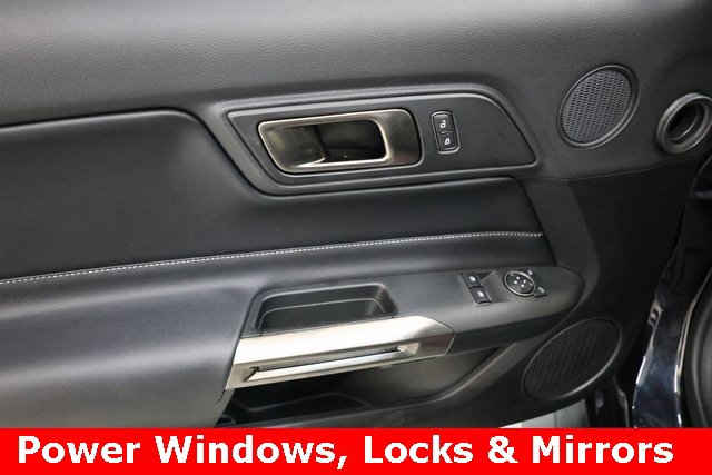 Used 2022 Ford Mustang Shelby GT500 w/ Technology Package image 43
