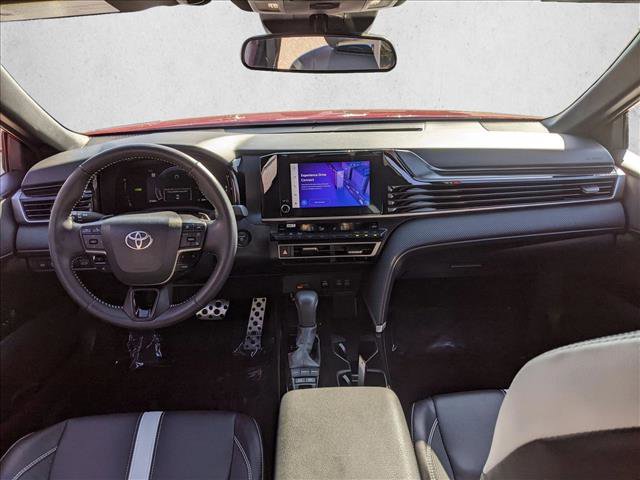 Used 2025 Toyota Camry SE image 16