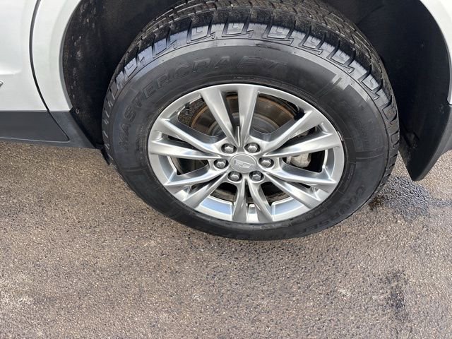 Used 2020 Cadillac XT5 Premium Luxury w/ LPO, Floor Liner Package image 47