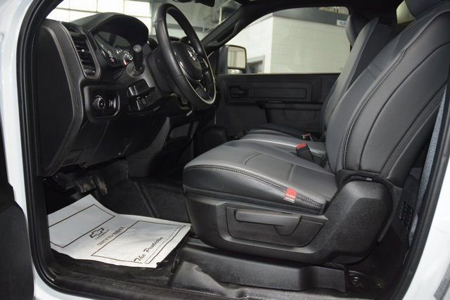 Used 2025 RAM 5500 Tradesman image 32