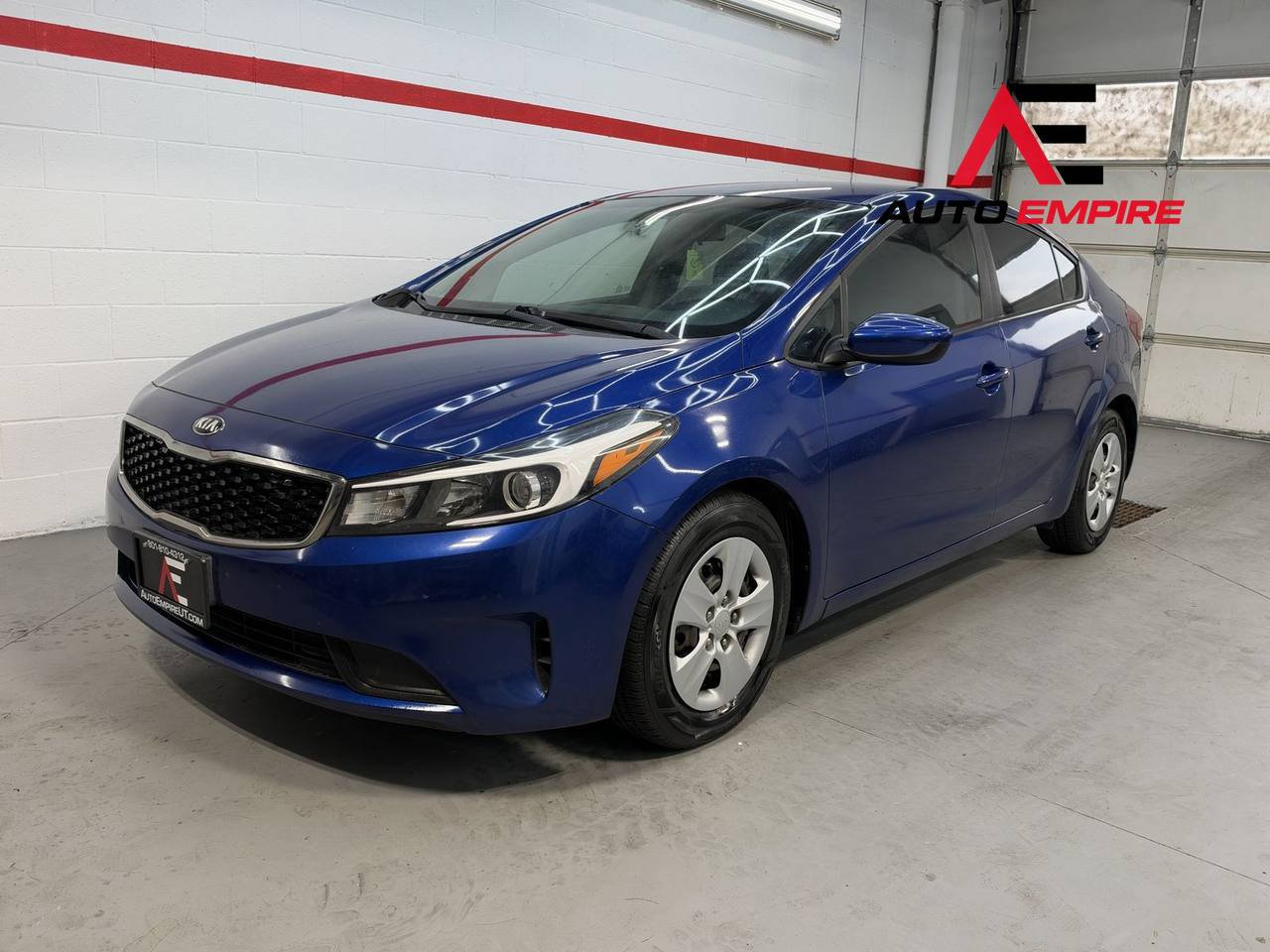 Used 2017 Kia Forte LX FWD image 1