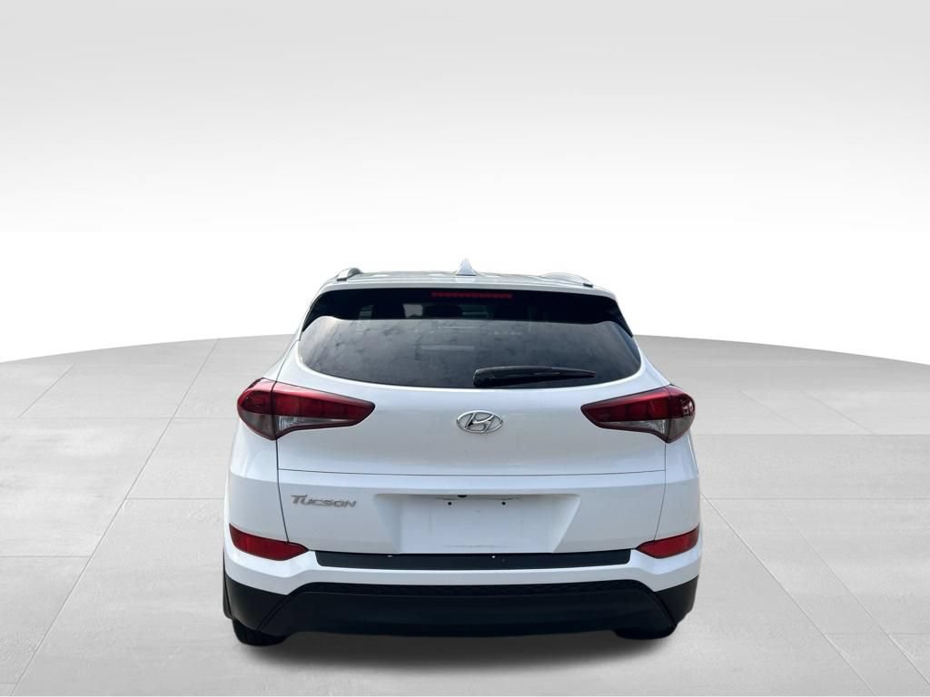 Used 2018 Hyundai Tucson SEL Plus w/ Cargo Package FWD image 4