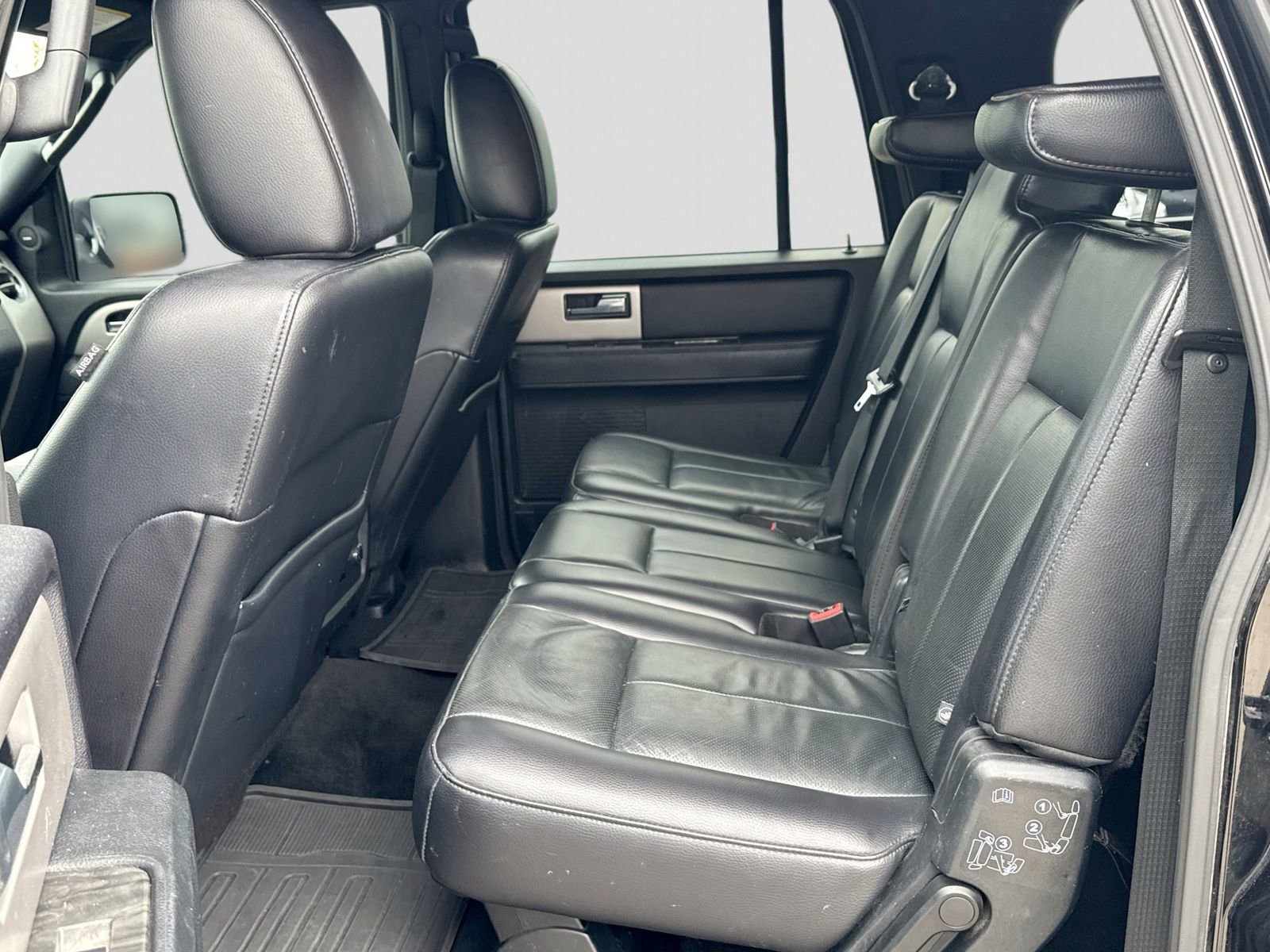 Used 2017 Ford Expedition EL Limited w/ Equipment Group 301A AWD/4WD image 22