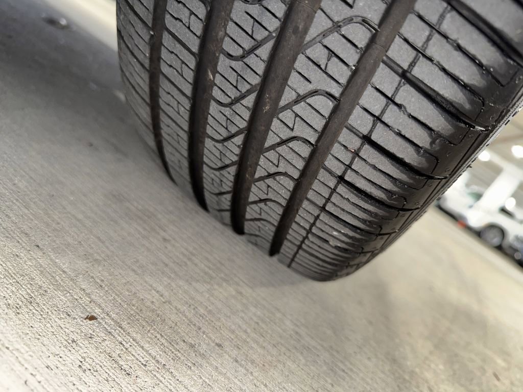 Used 2024 BMW 430i Convertible image 35