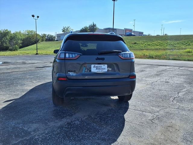 Used 2023 Jeep Cherokee Altitude Lux image 16