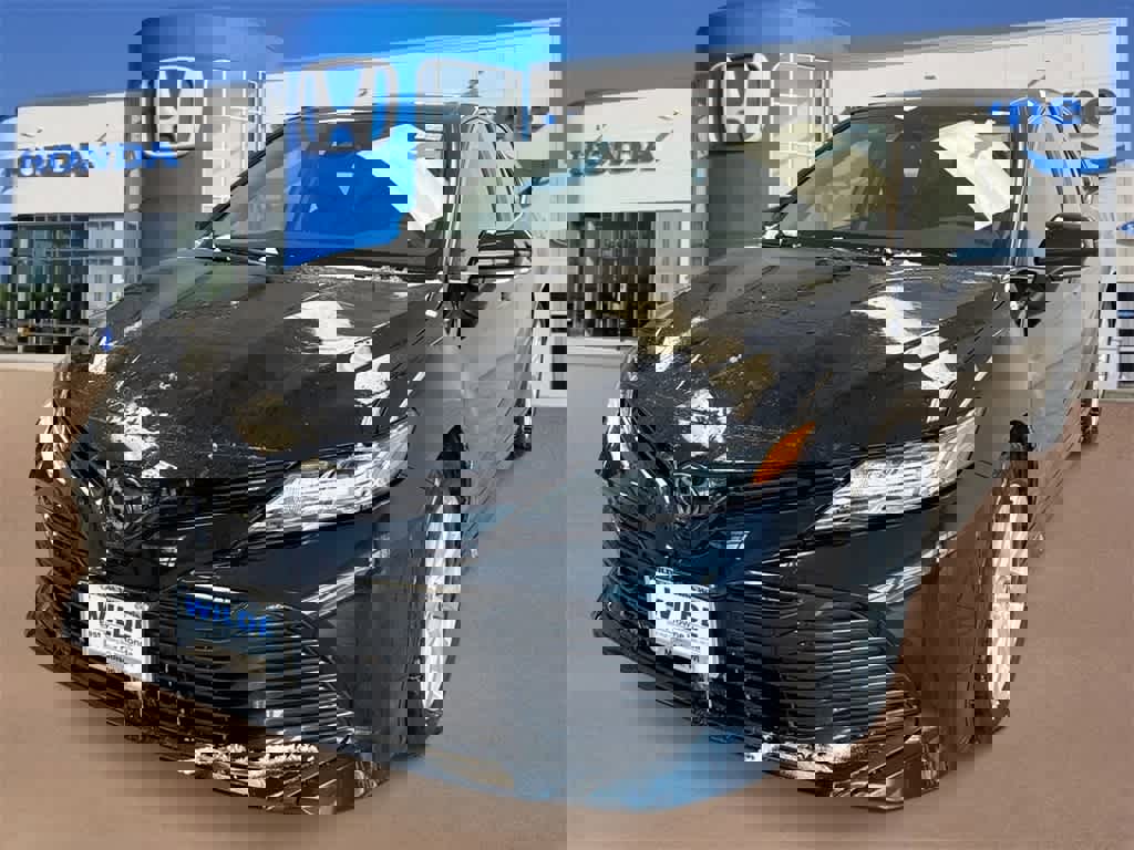 Used 2020 Toyota Camry LE