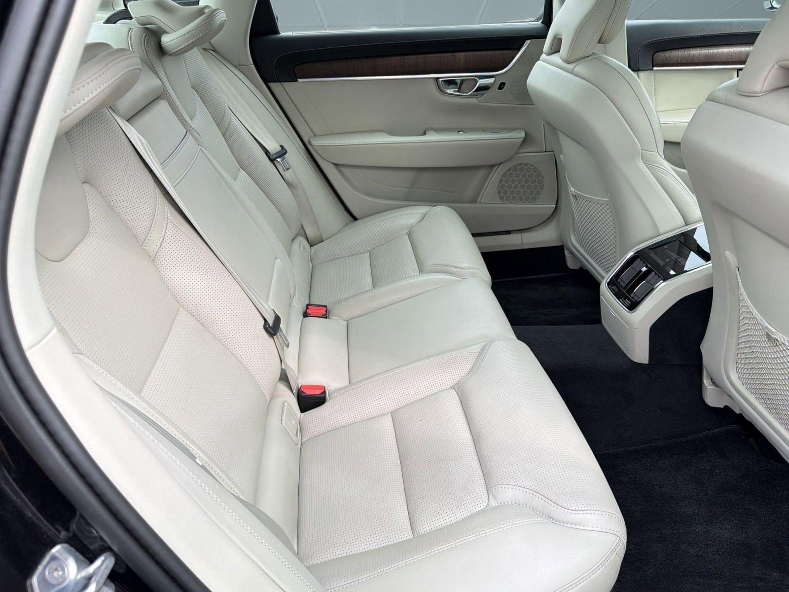 Used 2021 Volvo S90 T6 Inscription image 29