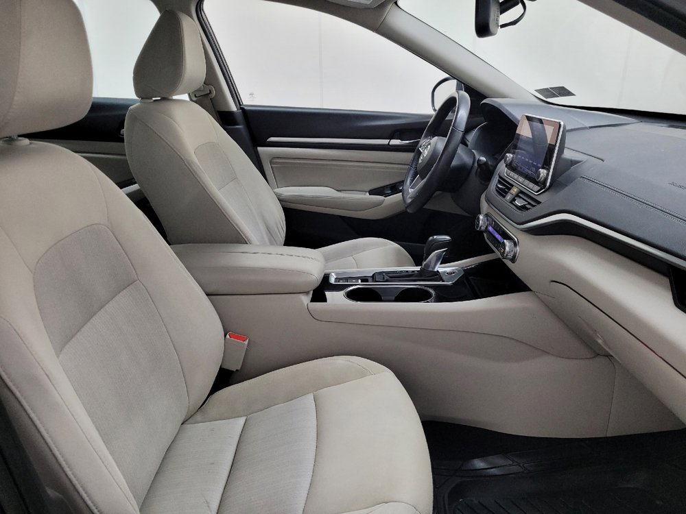Used 2020 Nissan Altima 2.5 SV FWD image 21