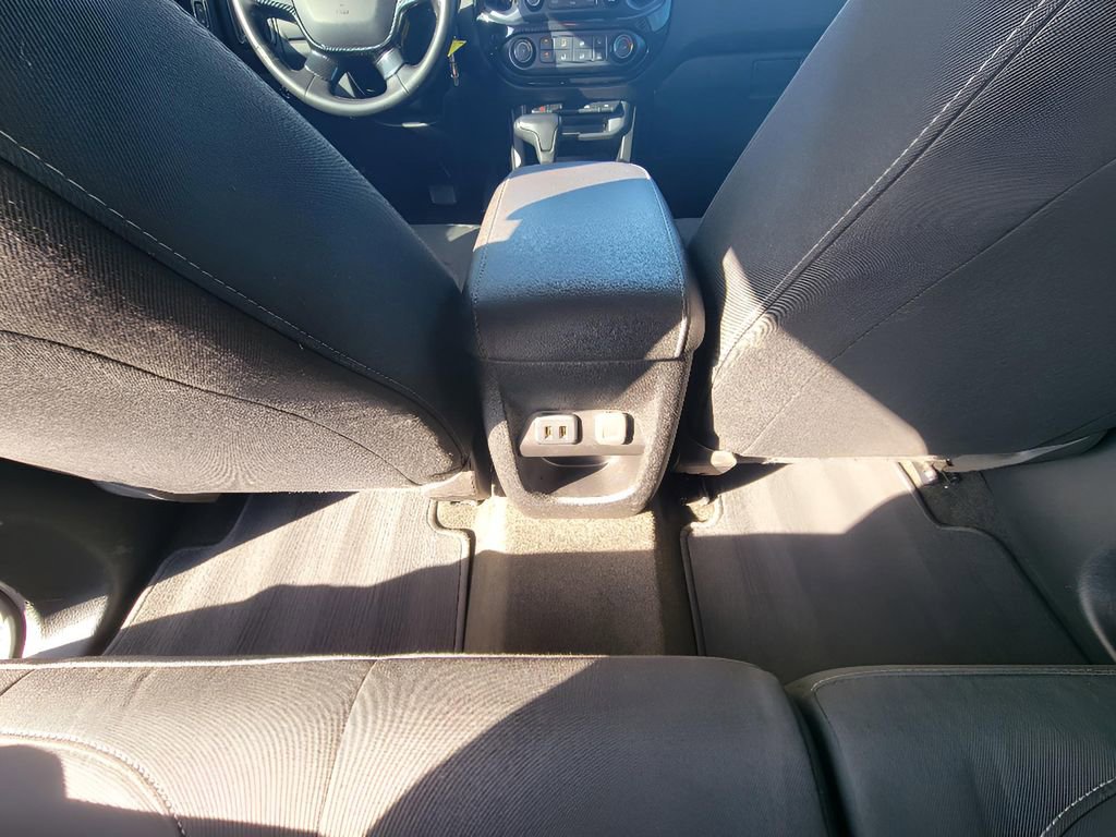 Used 2018 Chevrolet Colorado LT w/ LT Convenience Package RWD image 28
