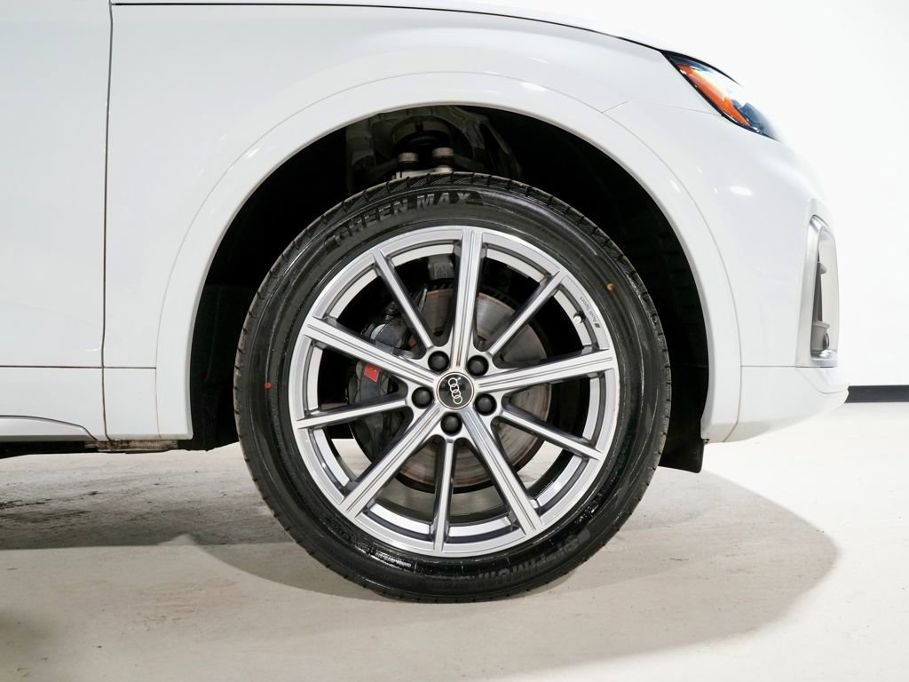 Used 2021 Audi SQ5 Premium w/ Convenience Package image 35