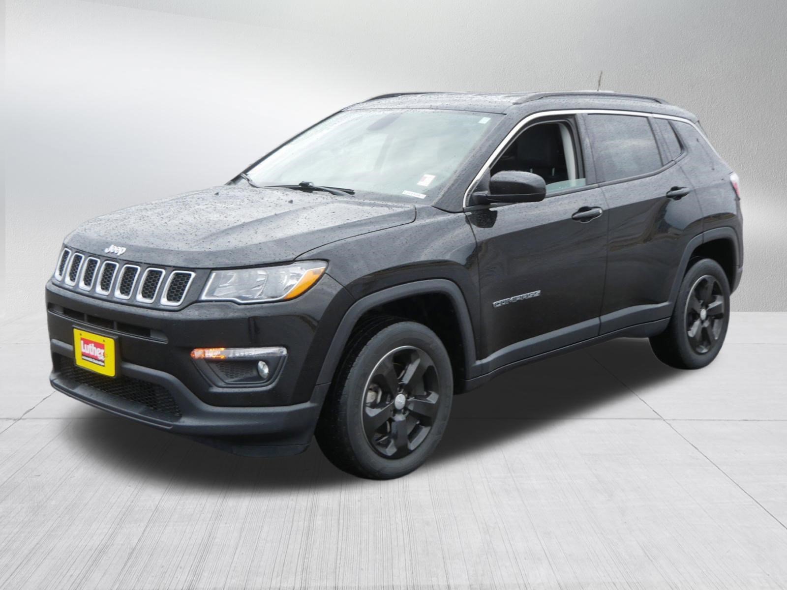 Used 2020 Jeep Compass Latitude w/ Cold Weather Group image 3