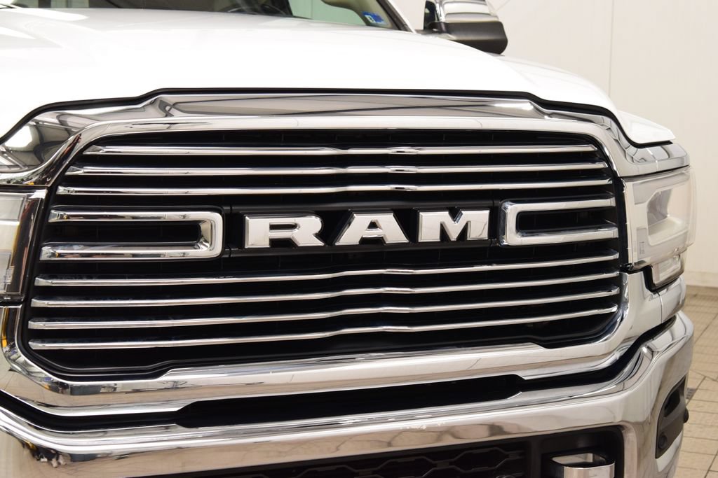 Used 2022 RAM 3500 Laramie AWD/4WD image 10