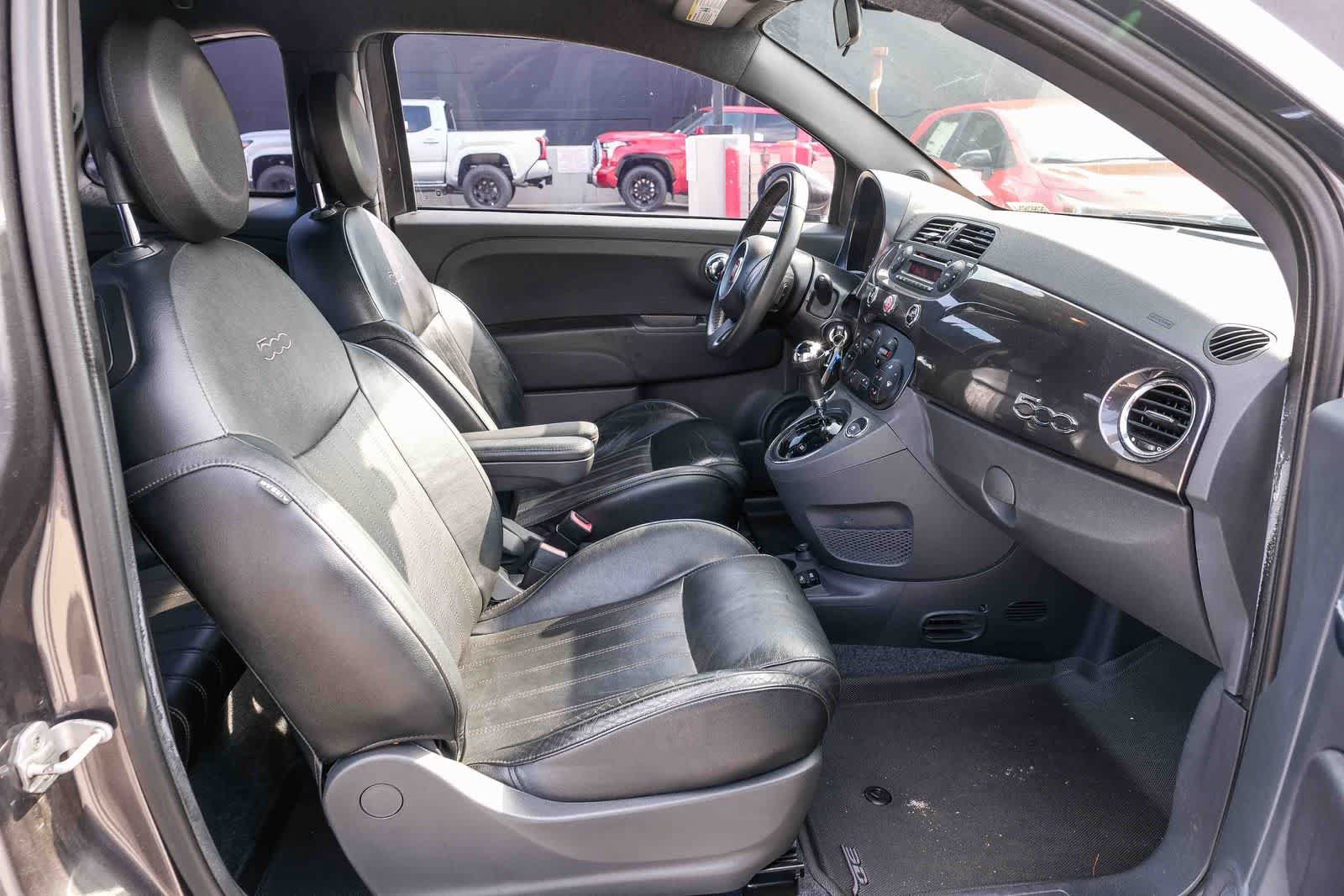 Used 2015 FIAT 500 Sport w/ Comfort/Convenience Group FWD image 13