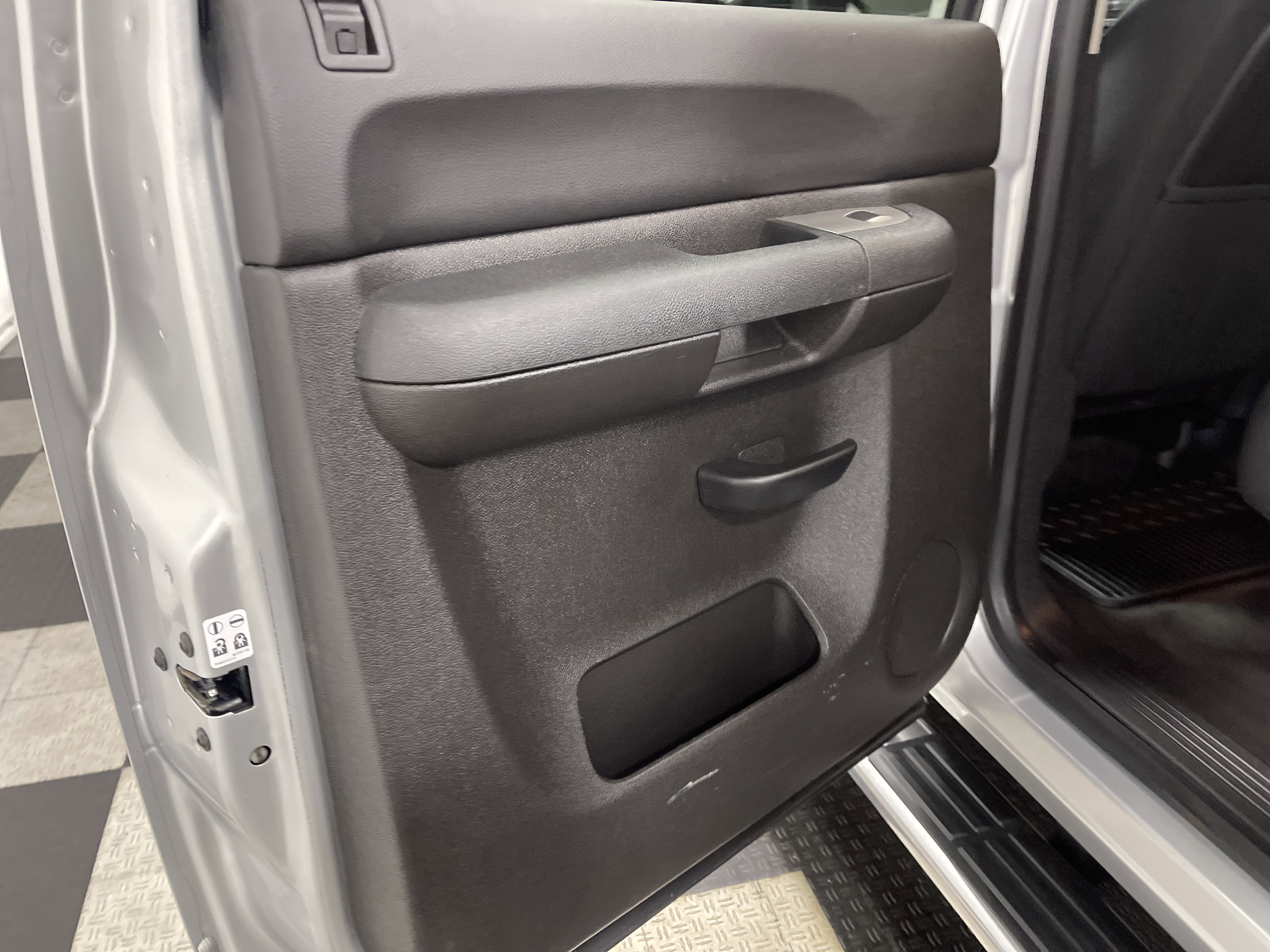 Used 2014 Chevrolet Silverado 2500 LT w/ Interior Plus Package image 15