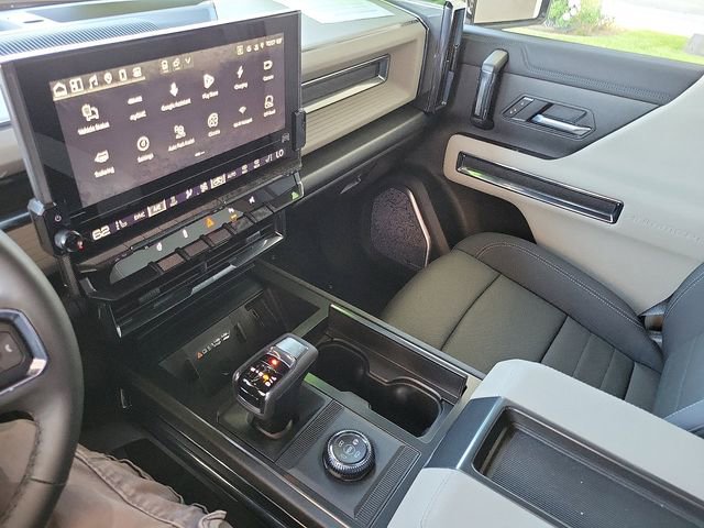 Used 2026 GMC Hummer EV SUV image 15