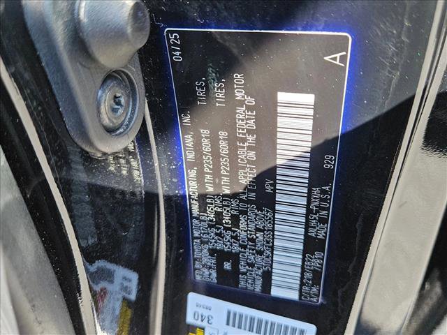 Used 2025 Toyota Sienna XLE Woodland Edition image 22