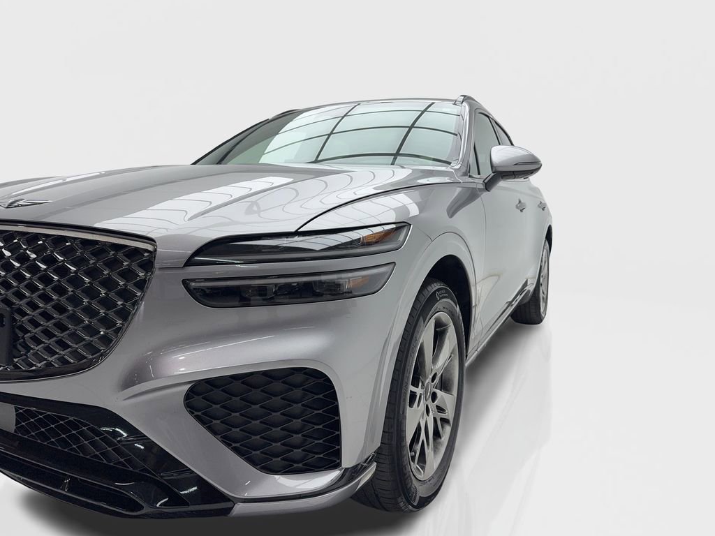 Used 2022 Genesis GV70 3.5T Sport image 3